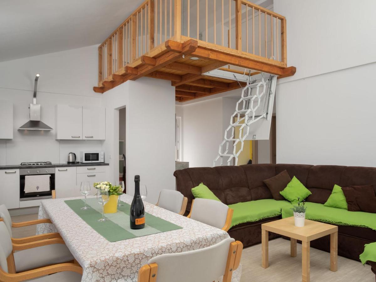Holiday Home Lavendel - Mlk159 By Interhome Dobrinj Luaran gambar