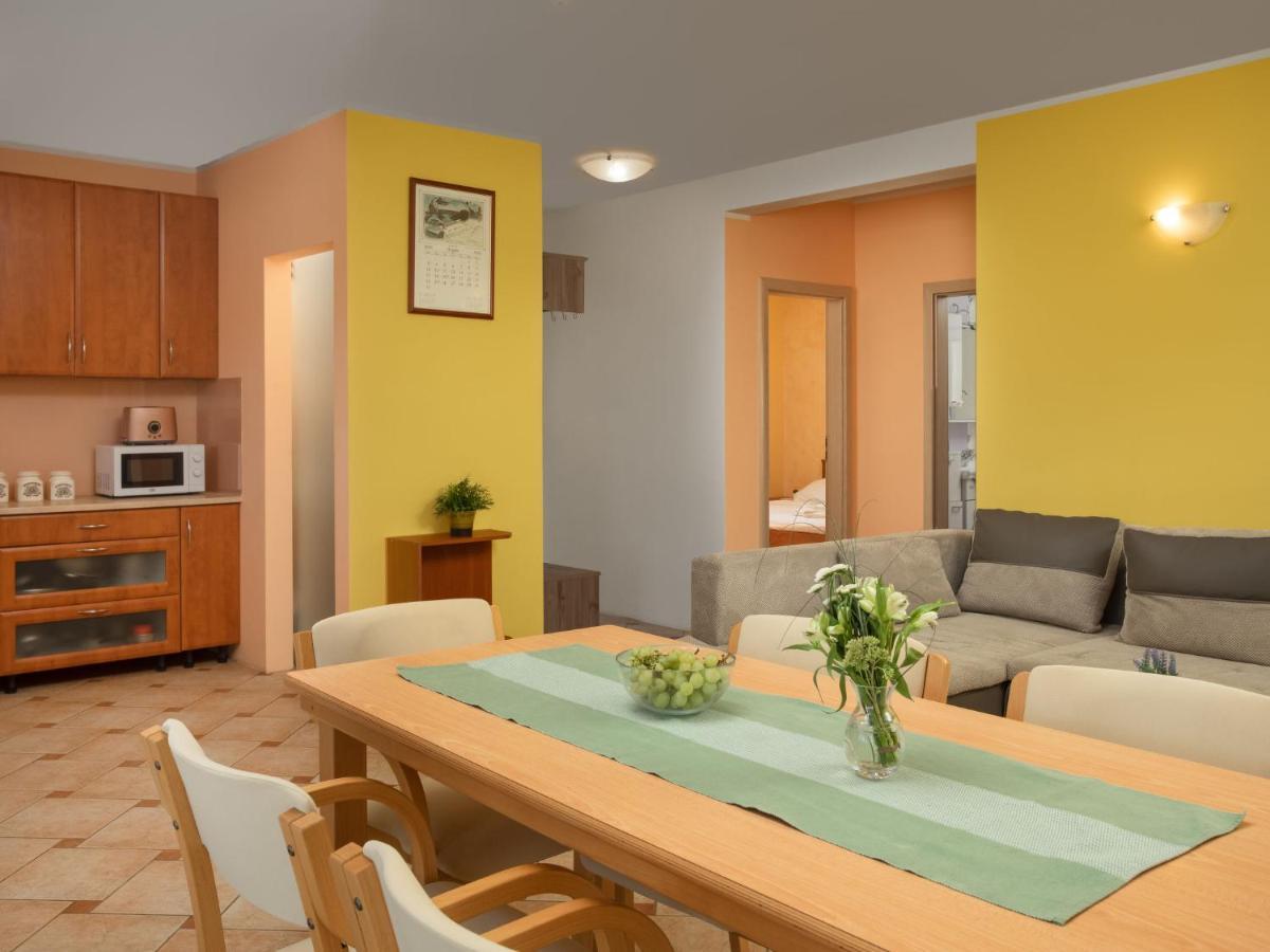 Holiday Home Lavendel - Mlk159 By Interhome Dobrinj Luaran gambar