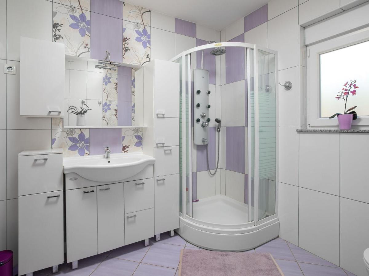 Holiday Home Lavendel - Mlk159 By Interhome Dobrinj Luaran gambar
